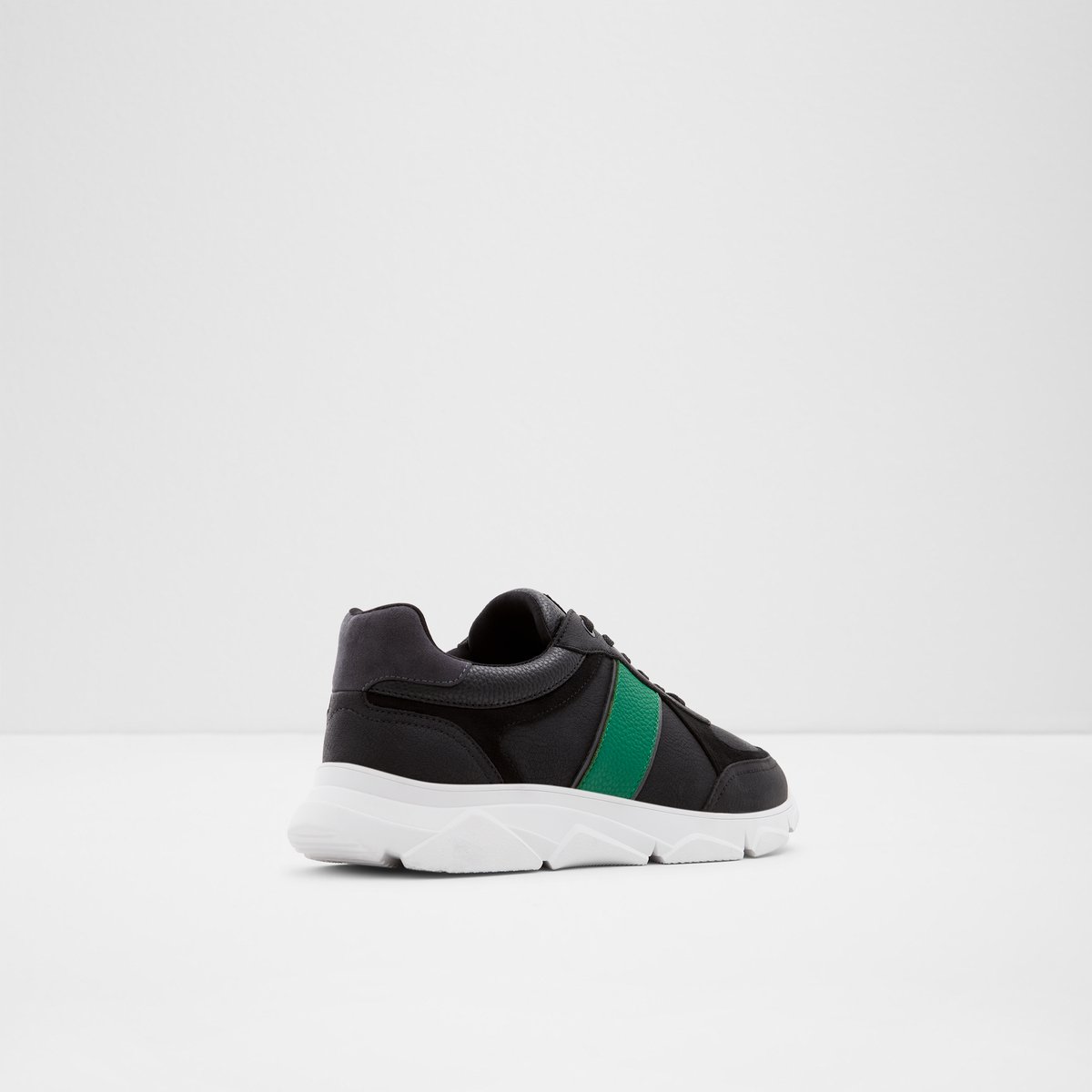 Murvaise Black Men Athletic sneakers