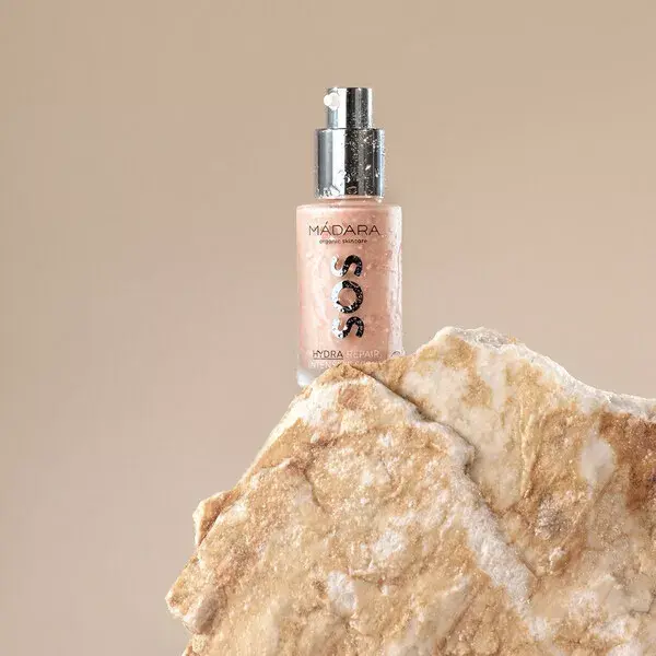 Sérum Regenerador Orgânico Hidratante MÁDARA SOS 30ml