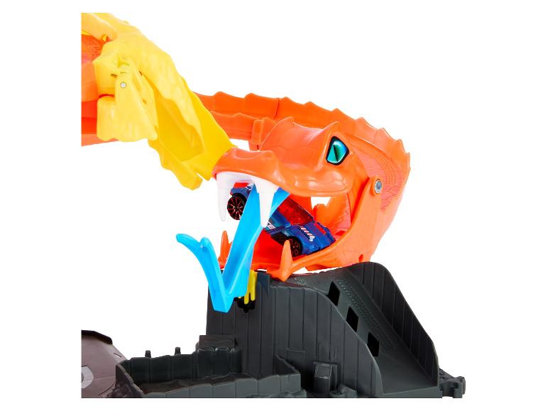 Pizza Slam Corba Attack of T-Rex Blaze Battle