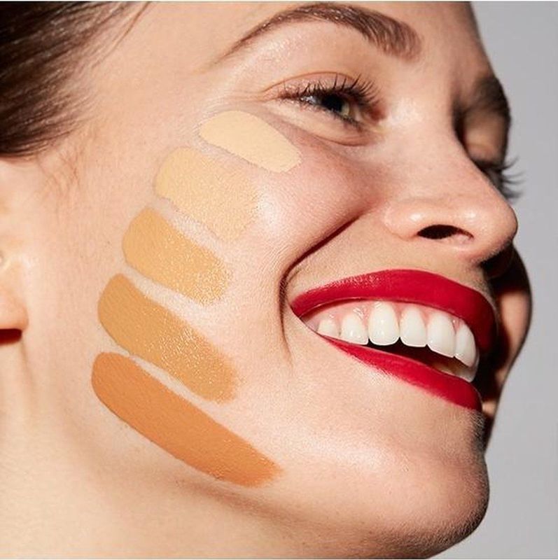 Estée Lauder Double Wear Stay-in-Place Foundation met SPF10 30 ml - 2N1 Desert Beige
