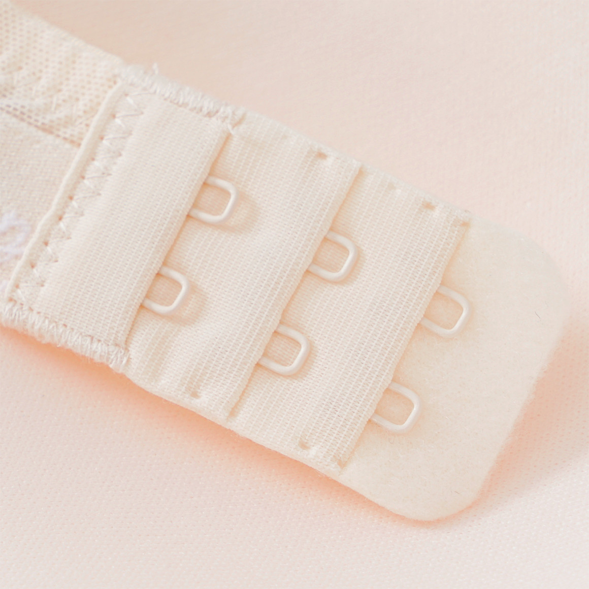 Gina Benotti Damen Bügel-BH mit Allover-Muster zartrosa