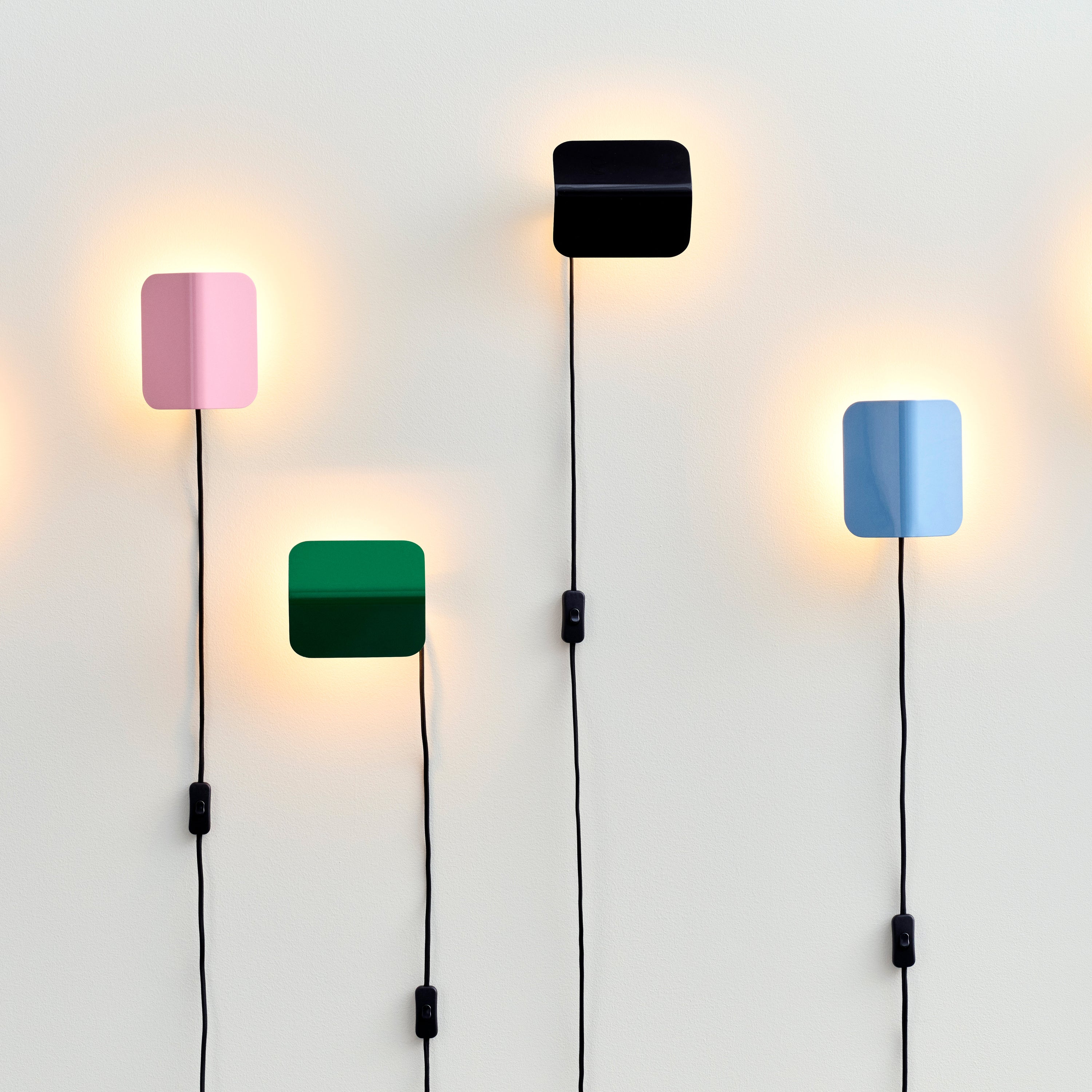 HAY Apex Wandlamp -  Maroon Red