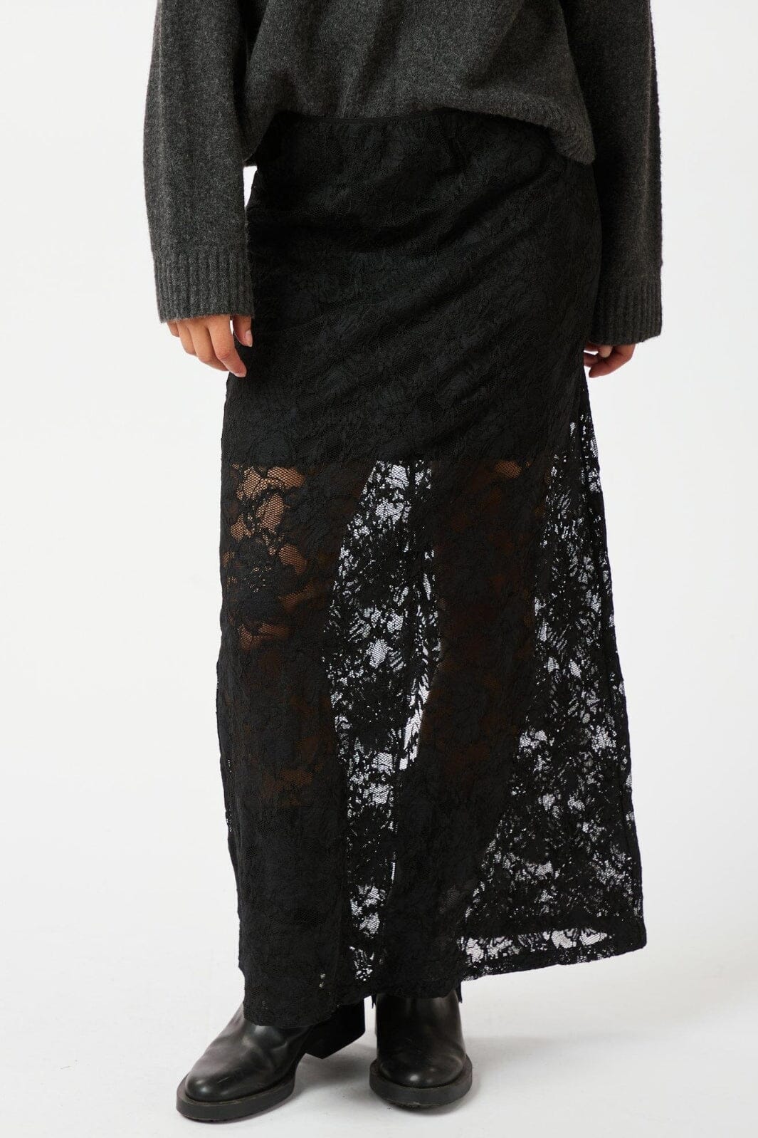 Neo Noir Emmie Lace Skirt 163608