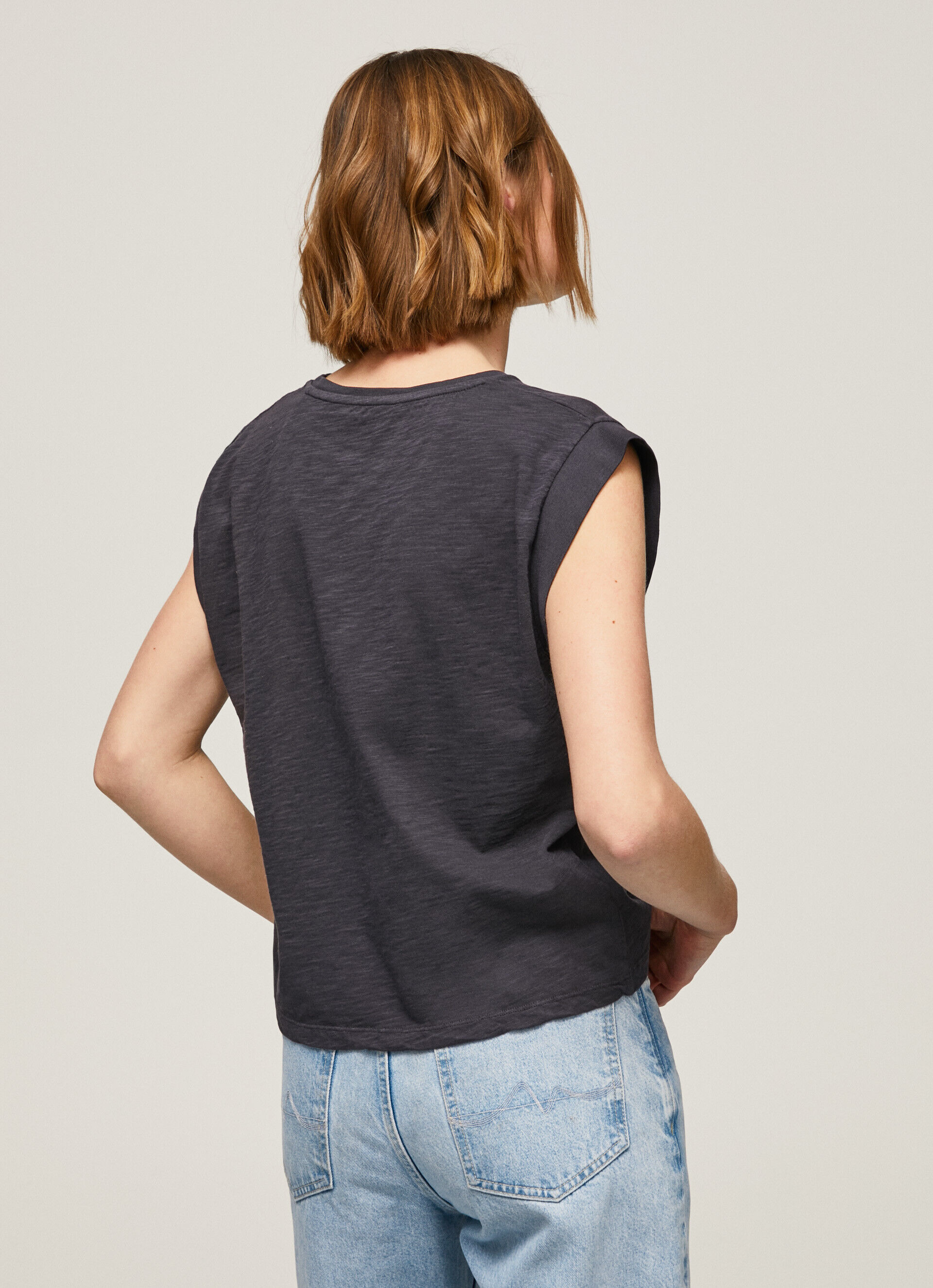 CAMISETA COM ESTAMPA FOTOGRÁFICA - preta lavada