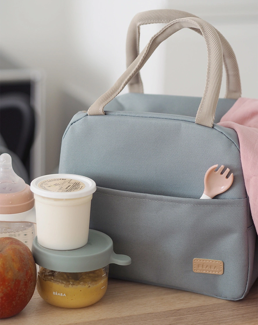 Kühltasche LUNCH (25x14,5x21,5) mit Tragegriffen in frosty green