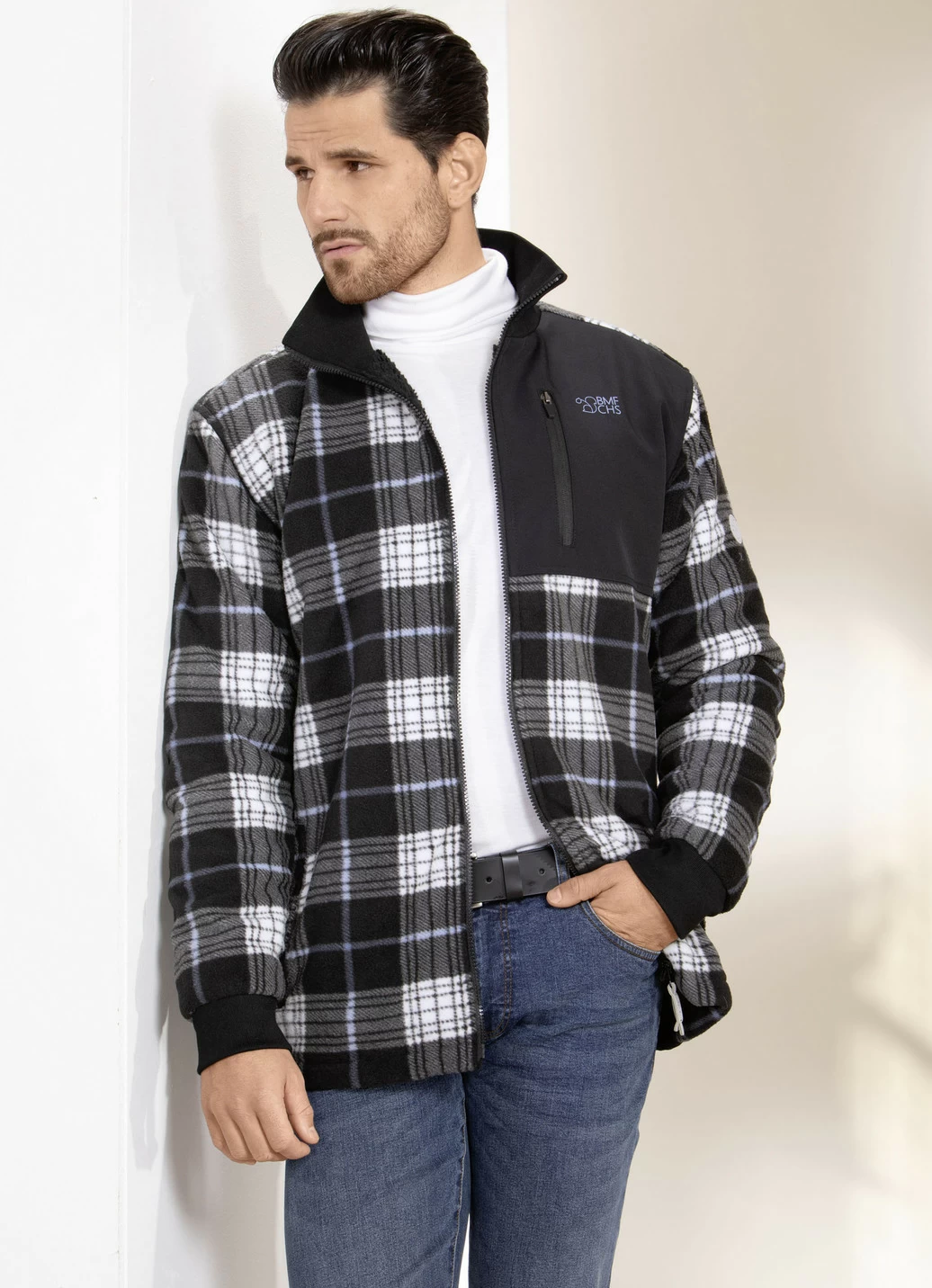Fleecejacke mit Steh-Umlegekragen
