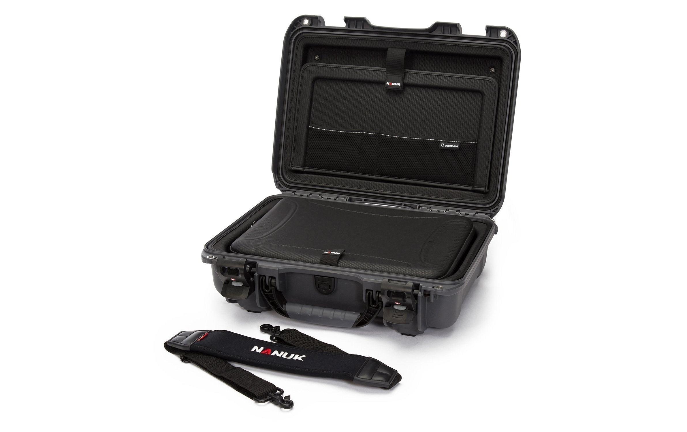 Kunststoffkoffer 923 - Laptop Einsatz Graphit<br>Leichter, wasserdichter und robuster Hartschalenkoffer mit Laptop Einsatz