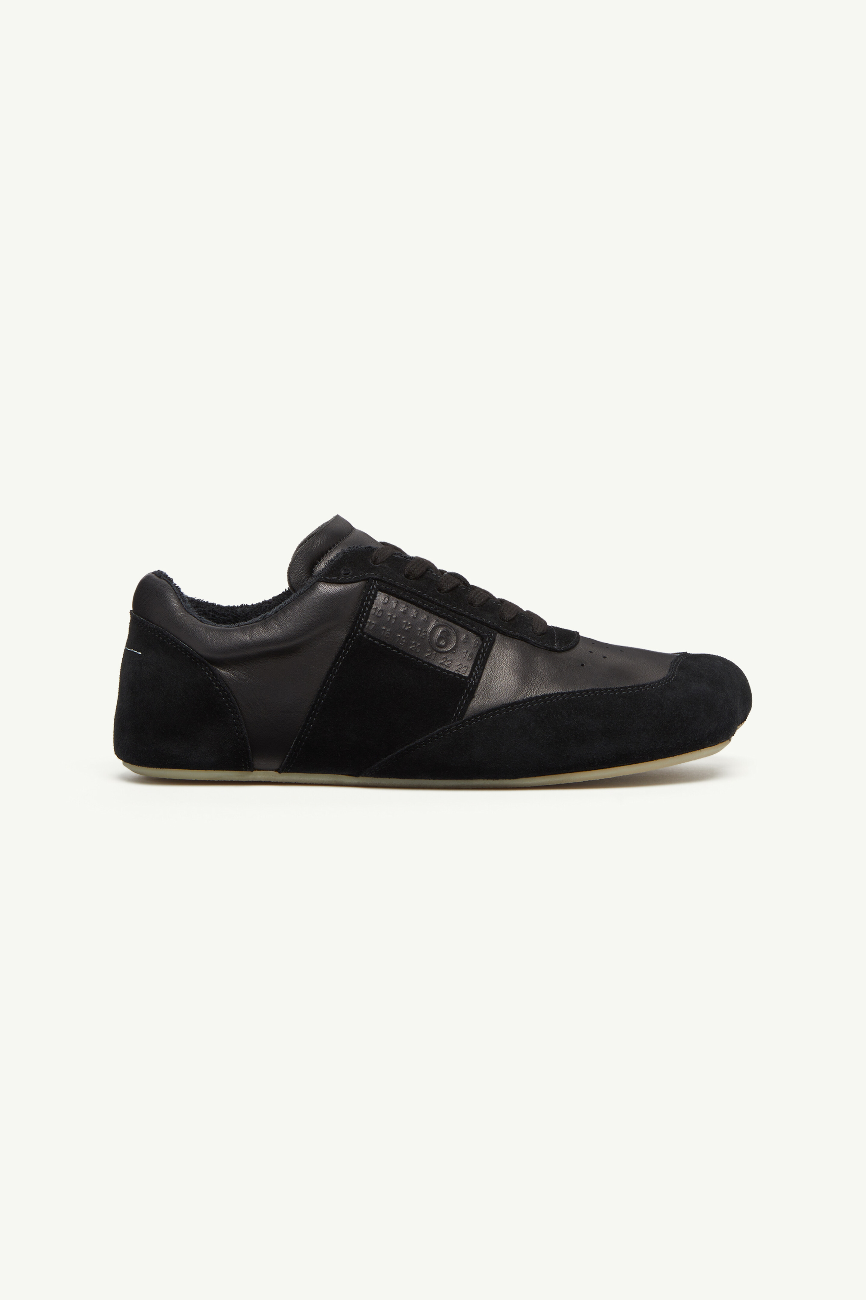Baskets fines Anatomic en cuir de veau pour homme | MM6 Noir