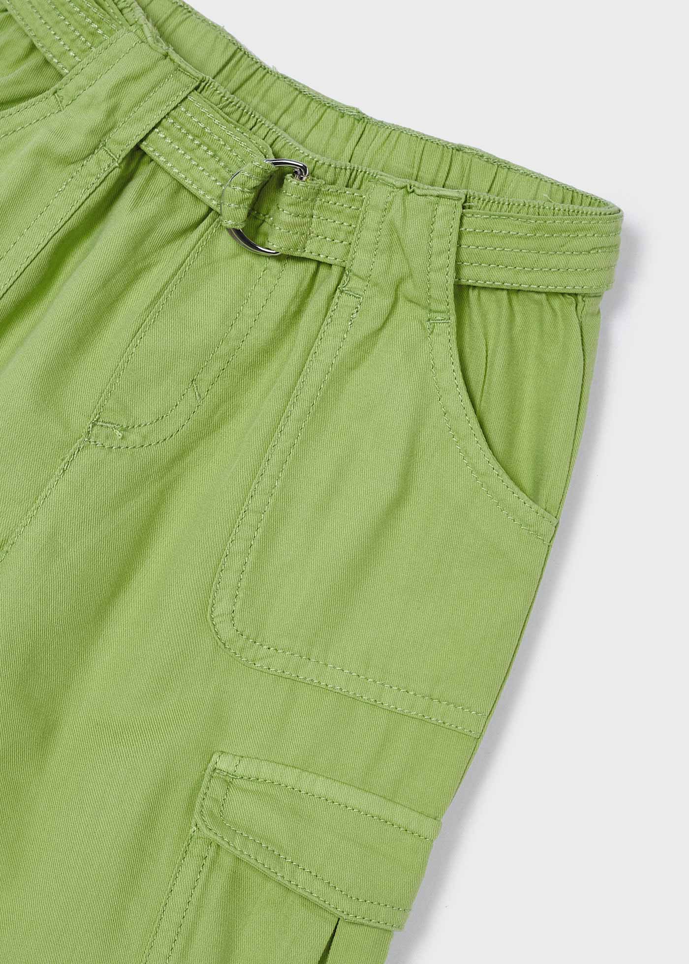Calça jeans escura feminina com cinto