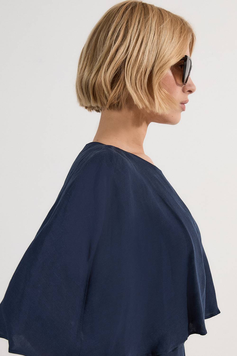 KarenMillen Combinaison cape dramatique en lin sur mesure haut de gamme
