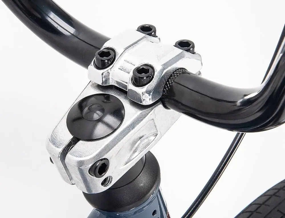 Academy Entrant 20'' Freestyle BMX Cykel | SkatePro