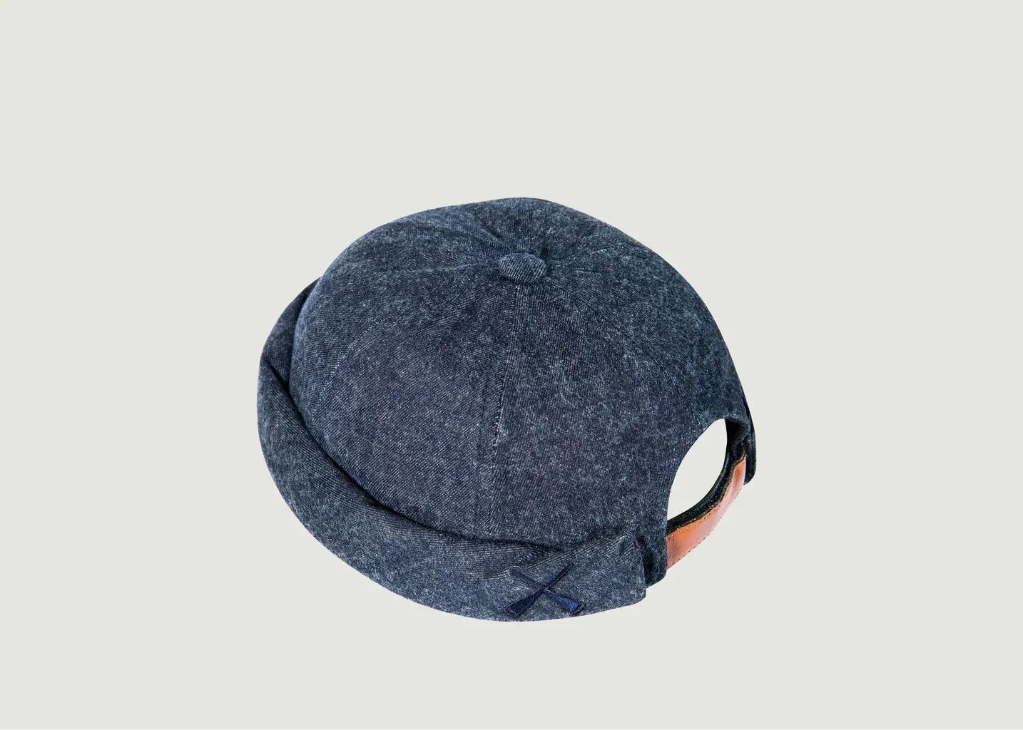 Bonnet Miki Docker Béton Ciré