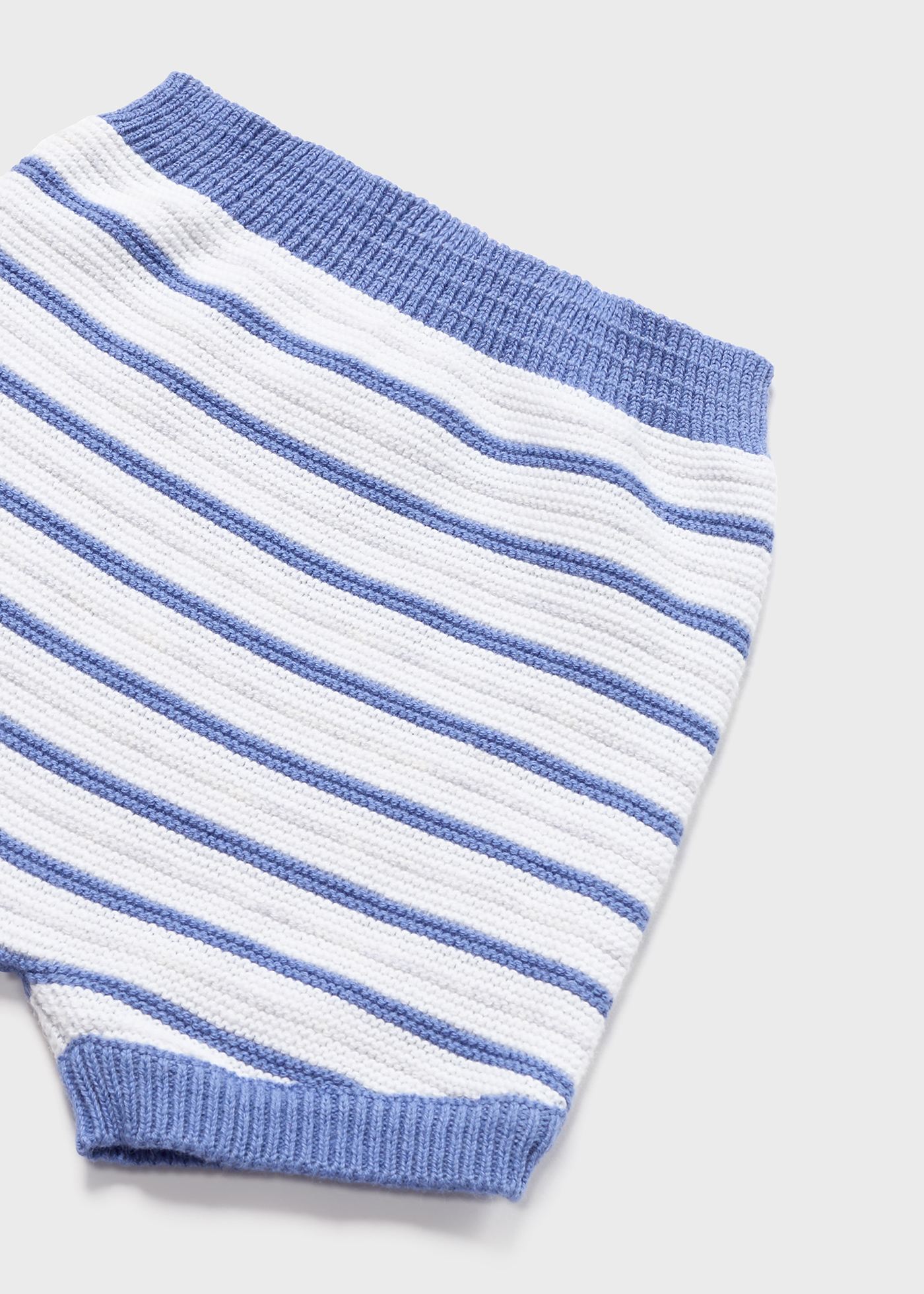 Conjunto de 2 peças em algodão sustentável para recém-nascidos.