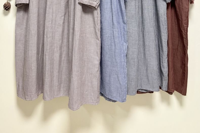Santeh - Gestreepte midi-tuniekjurk met lange mouwen, ronde hals en halve knopen