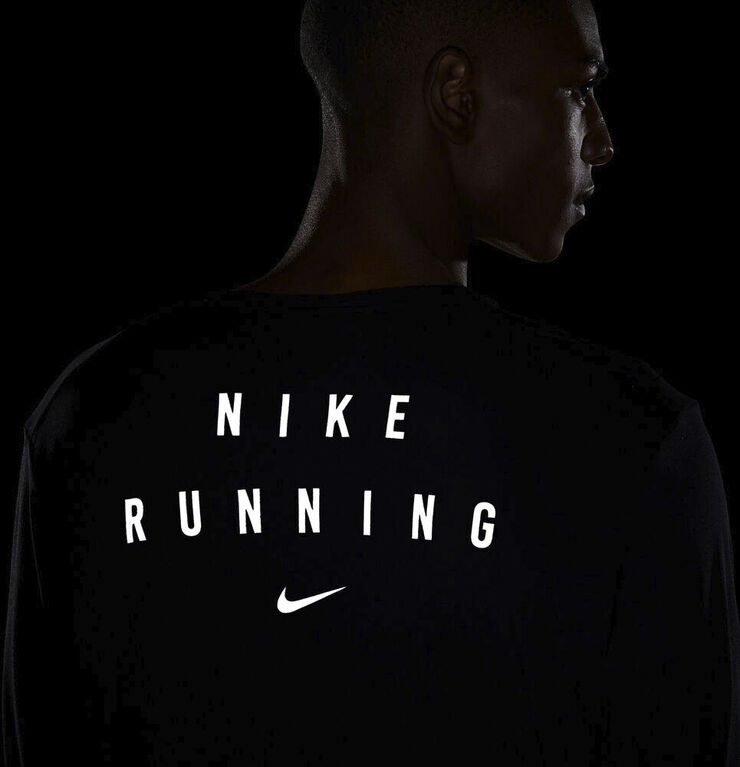 Nike Nike Miler Run Division Sort