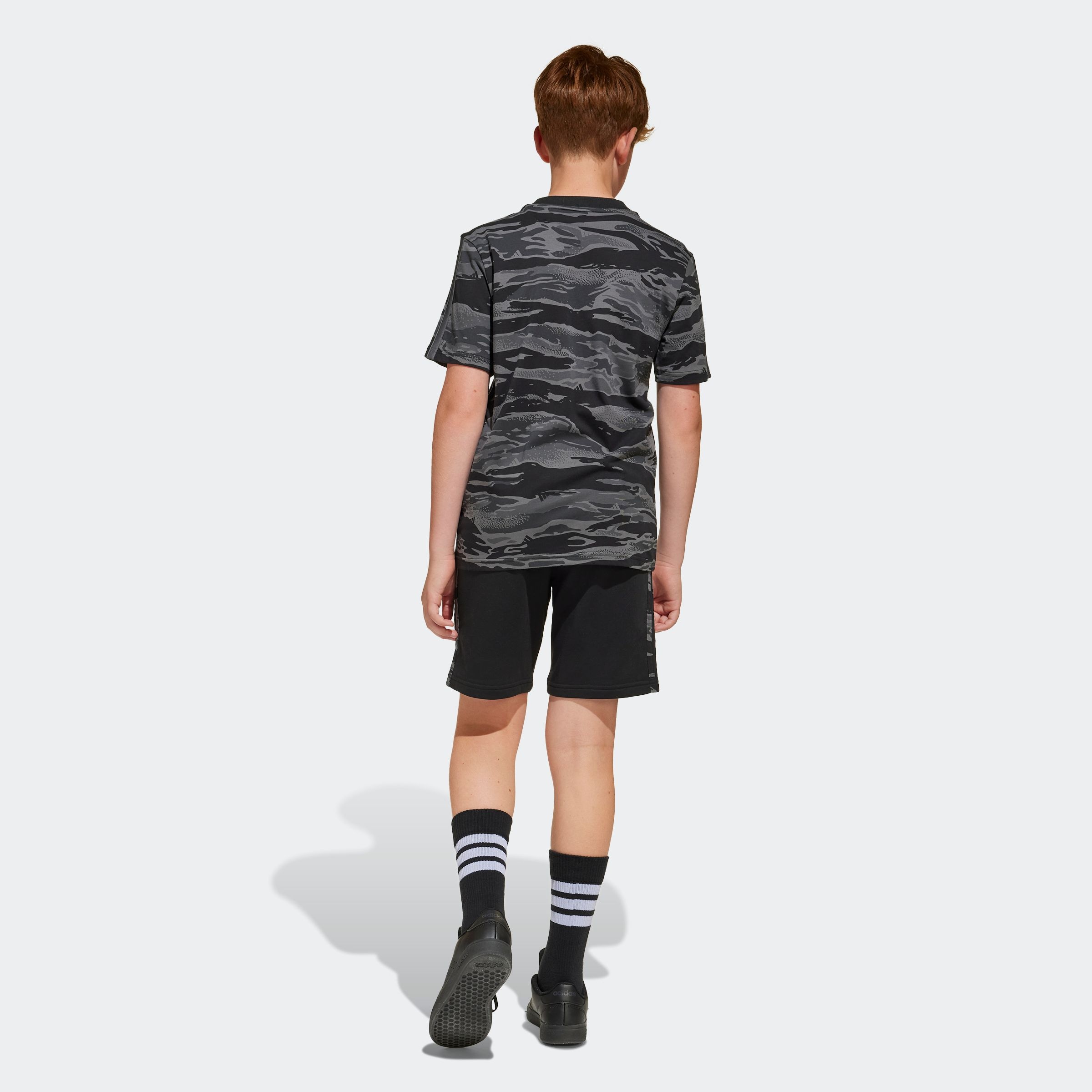 adidas Sportswear Shorts »J CAMO SHORT«