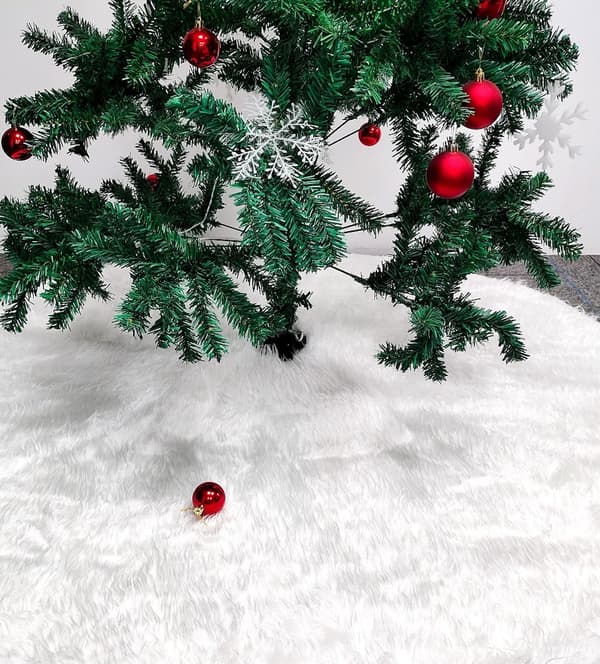 Ekstra stort juletreteppe / juletretrekk 150 cm hvit