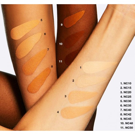 M·A·C Cosmetics Anti-cernes studio SPF35 NC50