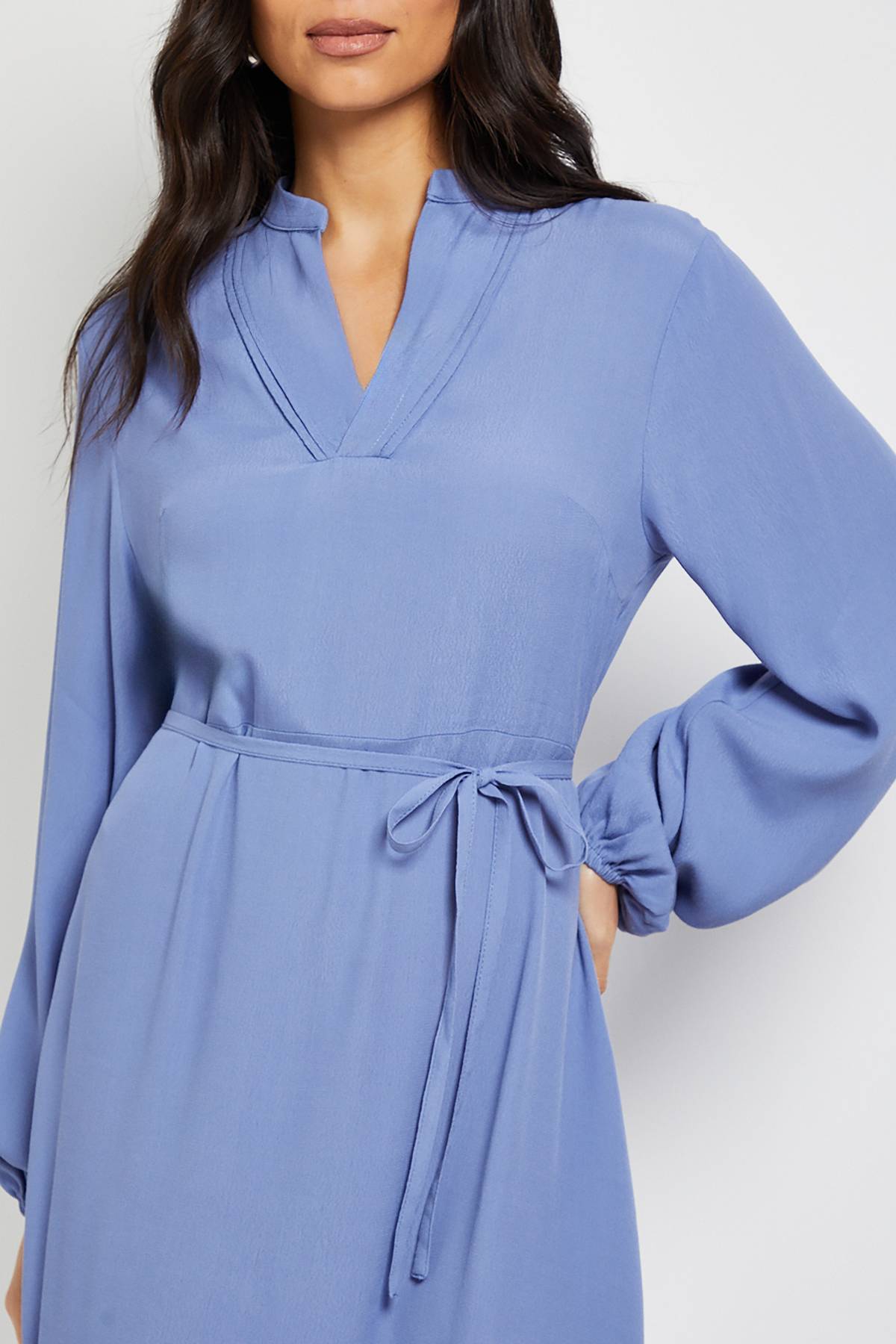 Wallis Robe Midi Sans Col en Viscose avec Détails de Coutures