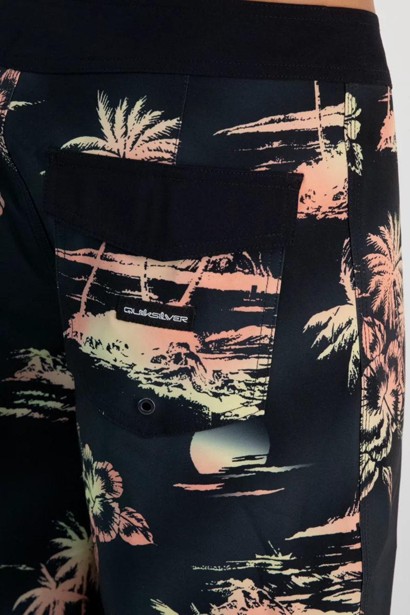 Quiksilver Surfsilk QS 69 19 Inch Herren Badeshort
