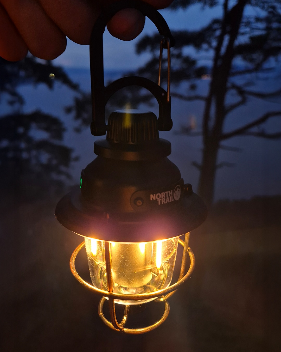 North Trail Retro Camp Lantern<br>Lanterne i retro design