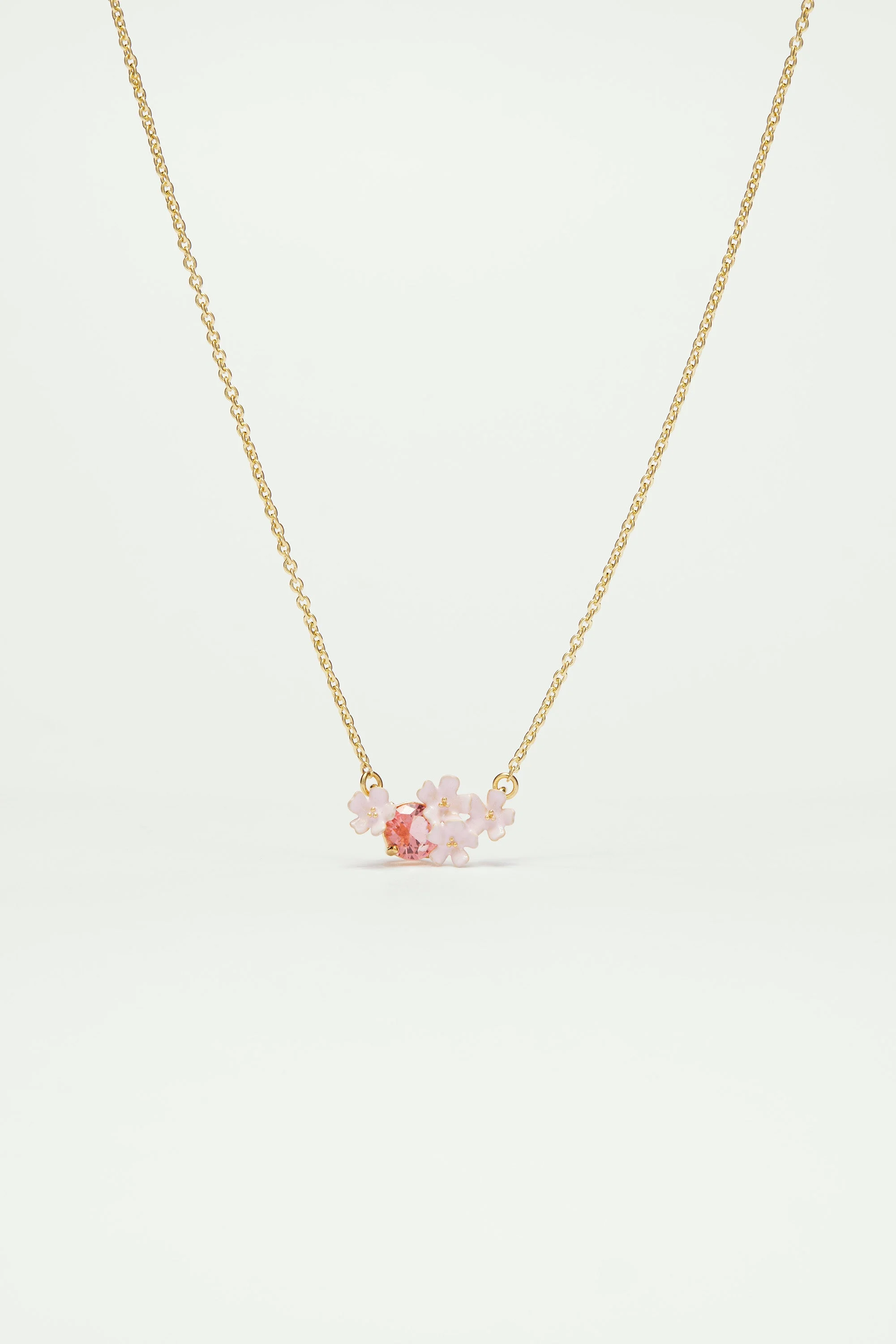 Collier plastron fleurs de verveine et pierre ronde | Blanc