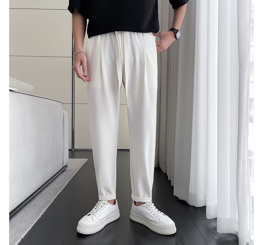 Andrei - Mid Rise Plain Tapered Pants