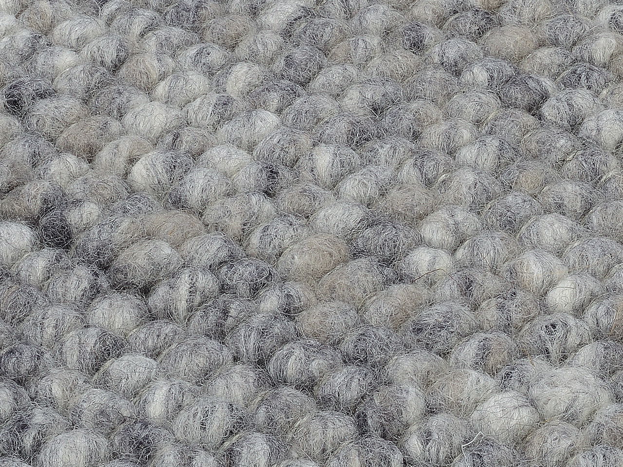 OCI Handweb Teppich FAVORIT