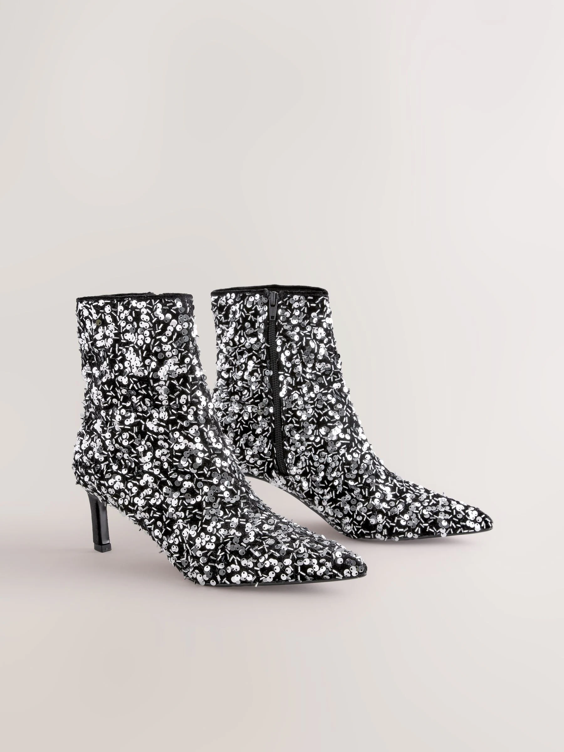 Zwart - Forever Comfort® Sequin Embellished Heeled Ankle Boots