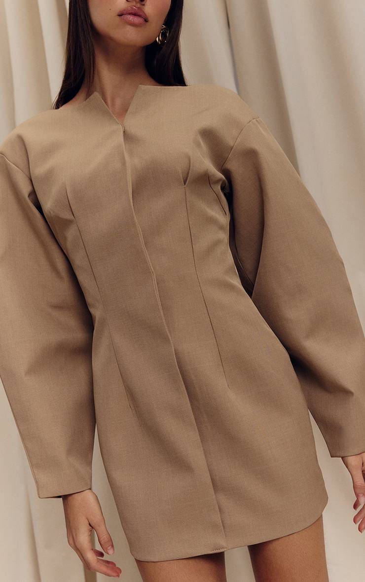 Camel Robe Blazer Cintrée À La Taille Avec Manches Cocon