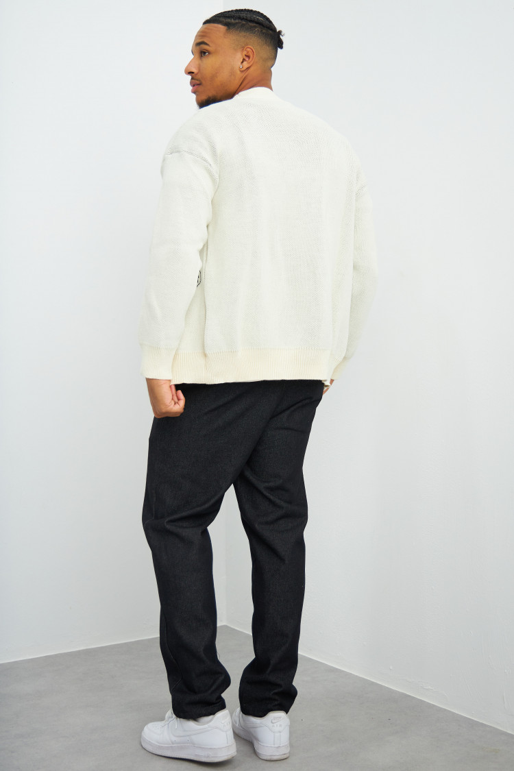 Gilet écru à fleurs