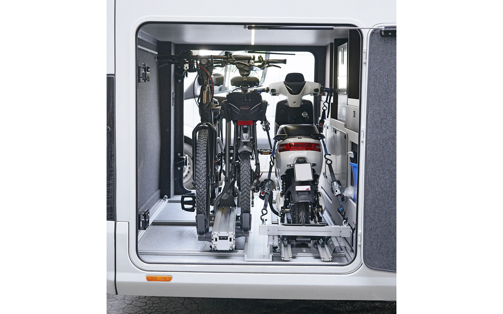 Weih-tec MotoMove 150 Heckgaragen-Rollerträger