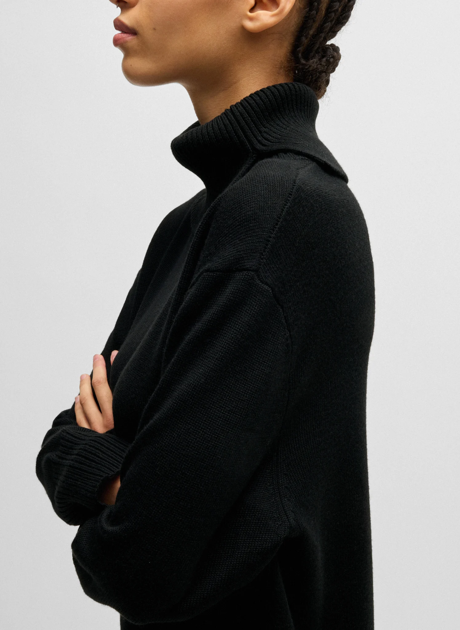 Robe courte pull col montant en laine mélangée | Noir