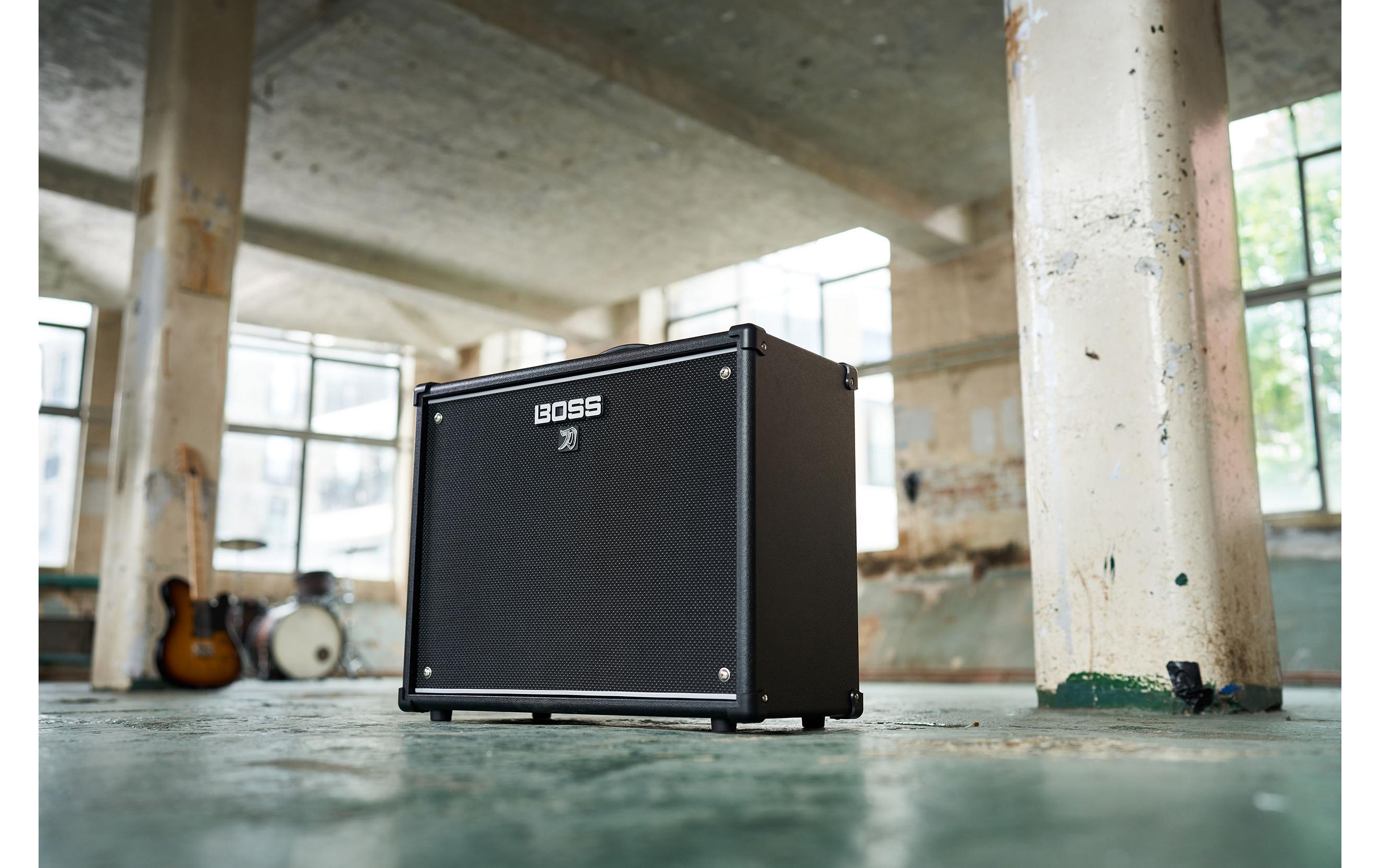 Combo KATANA-100 GEN 3<br>100 Watt Modelling Combo Verstärker für E-Gitarre