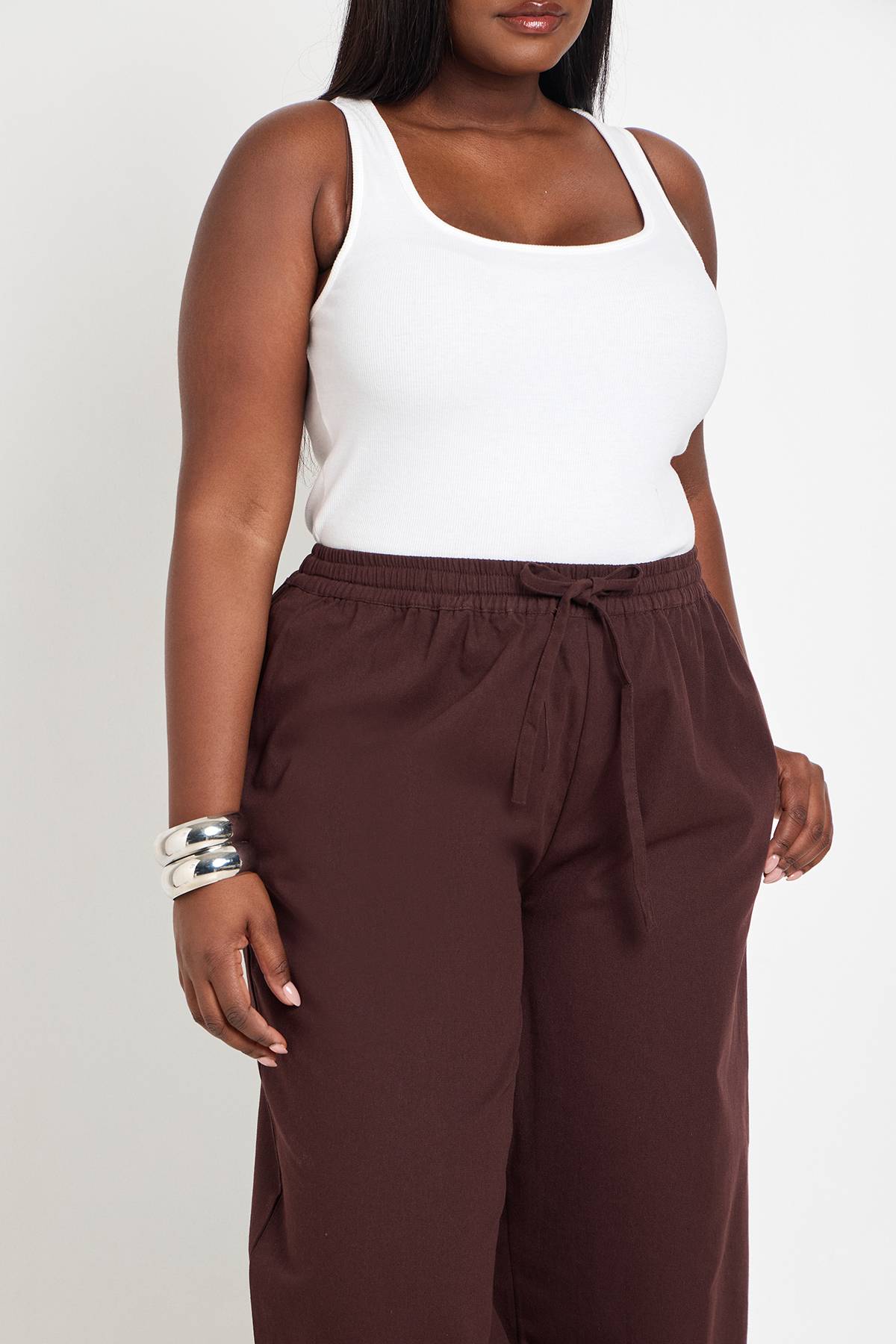 boohoo Pantalon Large En Chambray Avec Taille Élastiquée Grande Taille