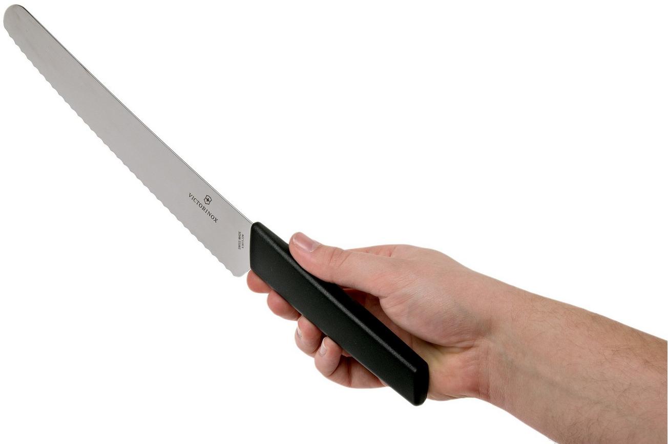 Victorinox Swiss Modern broodmes 22 cm, zwart