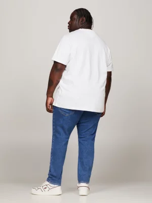 Camiseta Slim Fit com Logo Essencial