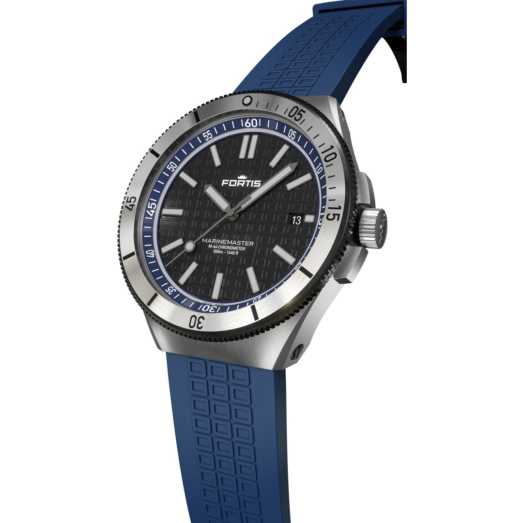Fortis Marinemaster M-44 Chronometer Ocean Blue Horizon Strap