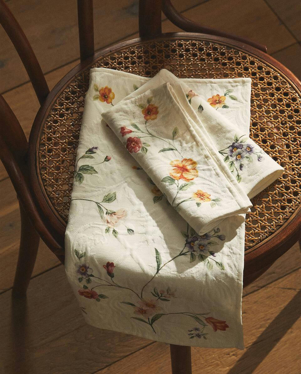 Guardanapos florais em jacquard (pacote com 2)