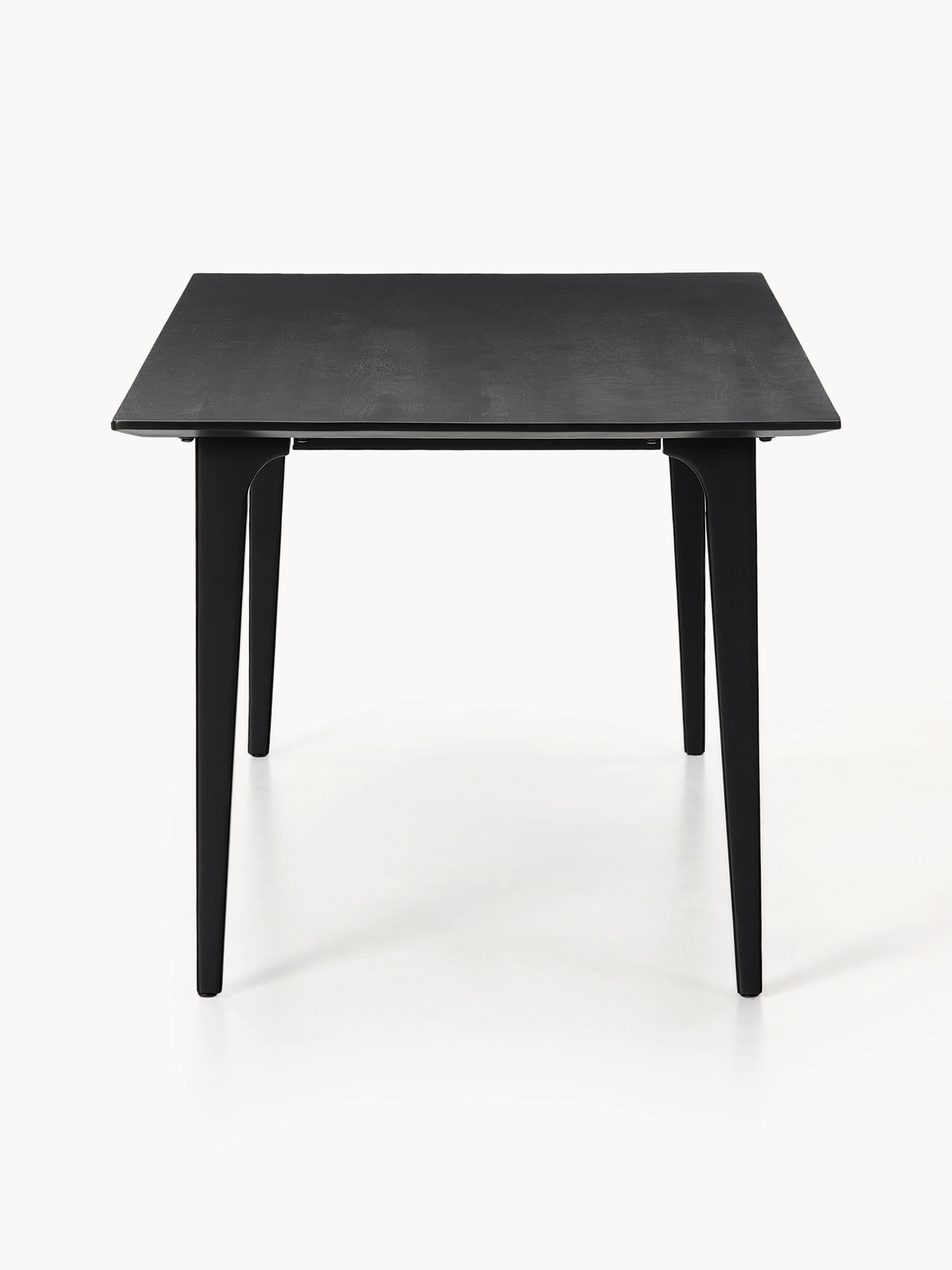 Eettafel Archie van mangohout, in verschillende formaten