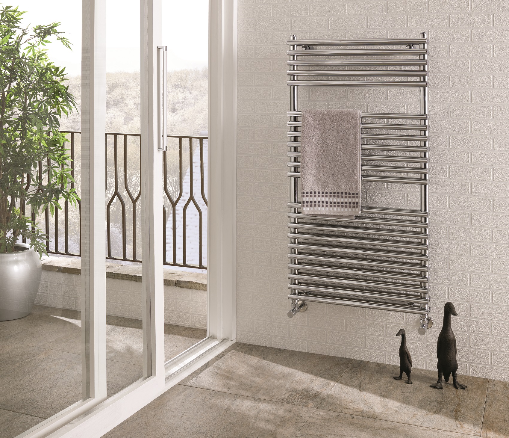 Eastbrook Biava Double Tube handdoek radiator 180x60cm Chroom 1280 watt