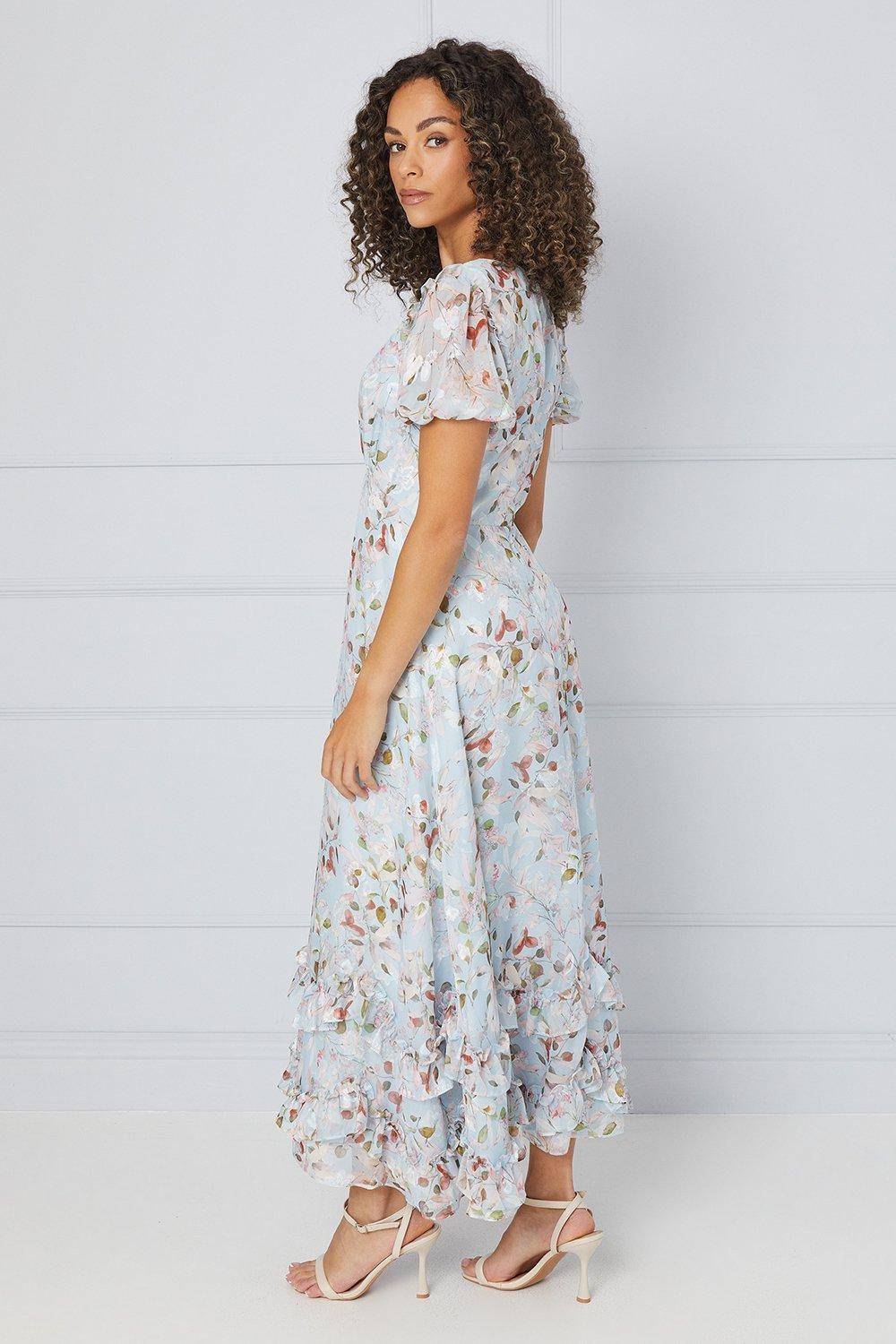 Wallis Robe Mi-Longue en Satin Fleuri à Ourlet Volant