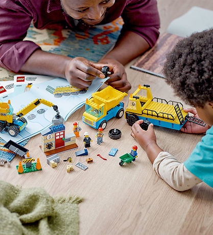 LEGO? City - Entrepren?rmaskiner Og Nedrivningskran 60391 - 235