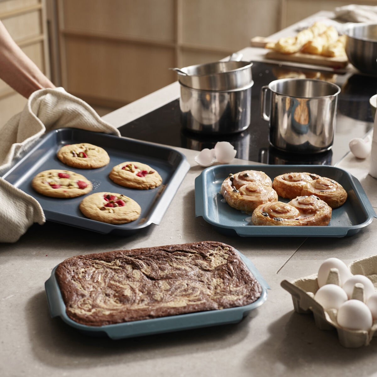 Joseph Joseph Nest Bake bakebrettsett 3 deler, blå