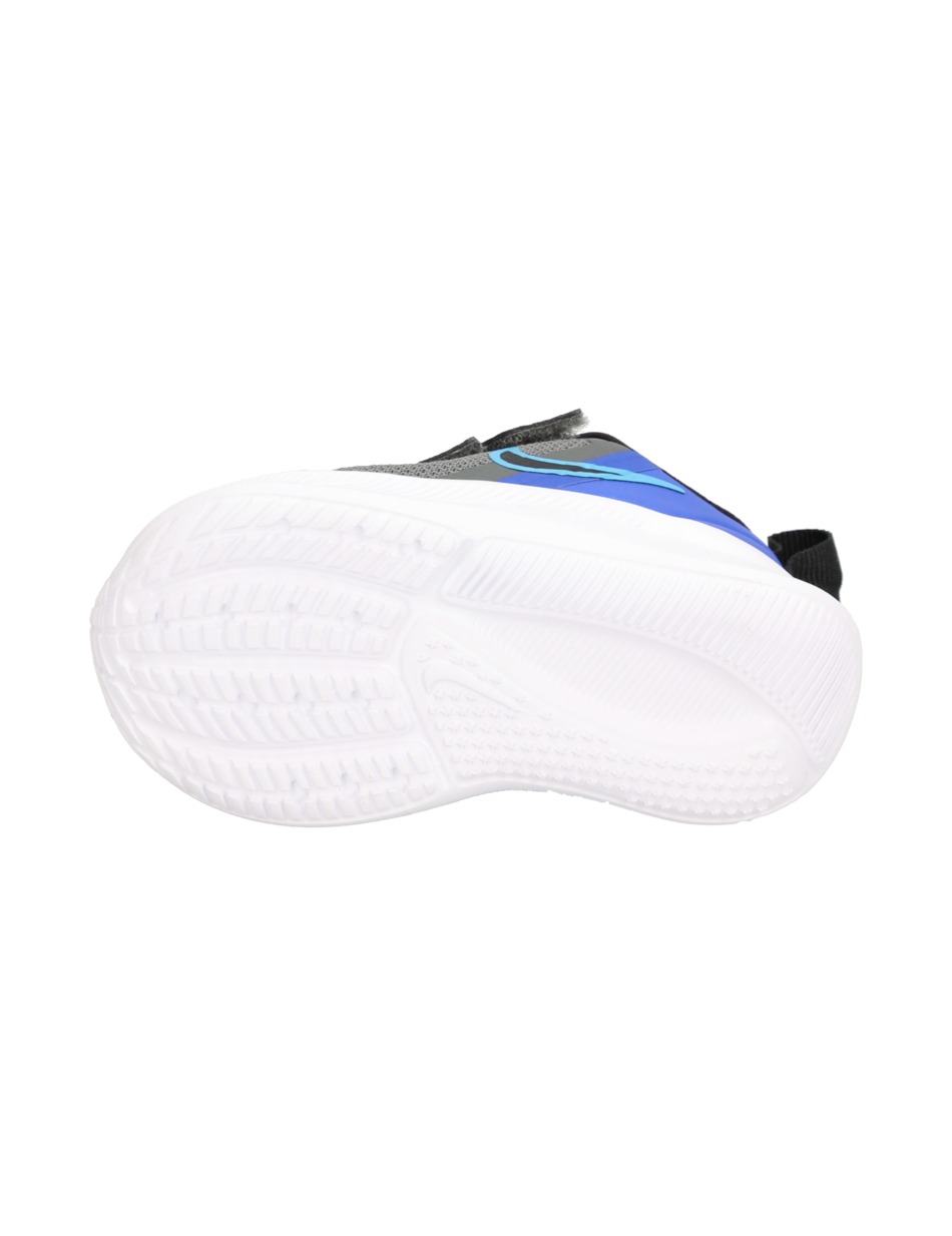 Nike Star Runner 3