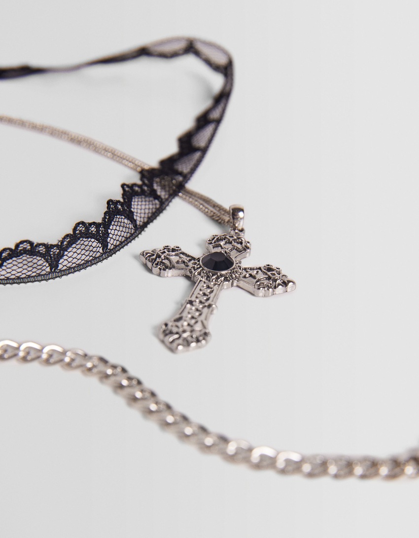 Conjunto de 3 colares com pingente de cruz e corrente de strass
