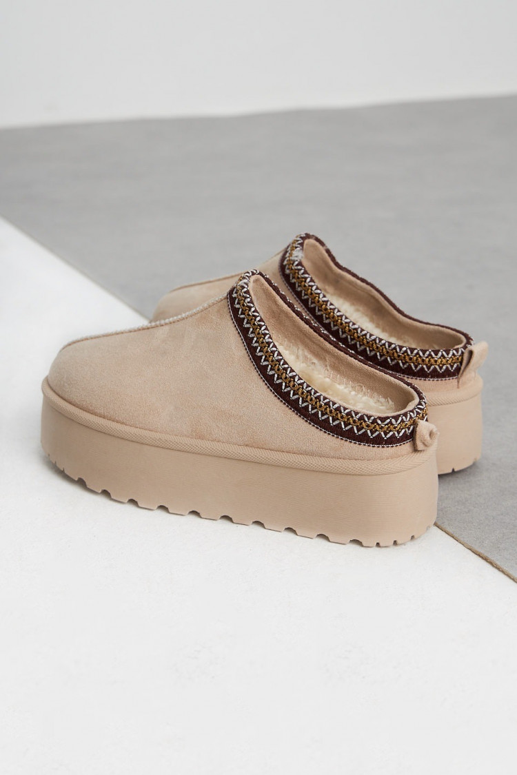 Bottines chaussons en velours compensés