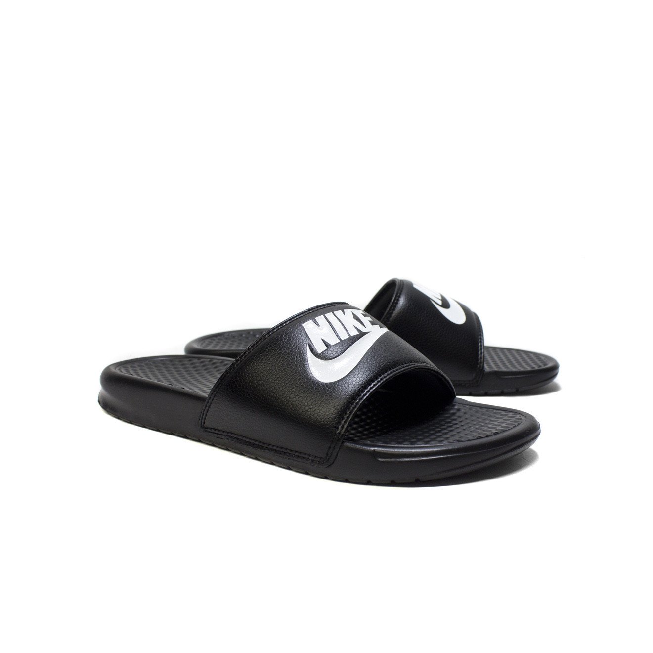 Benassi 090/BLACK/WHITE
