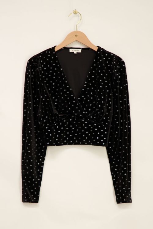 Zwarte velvet top met zilverkleurige bloemen