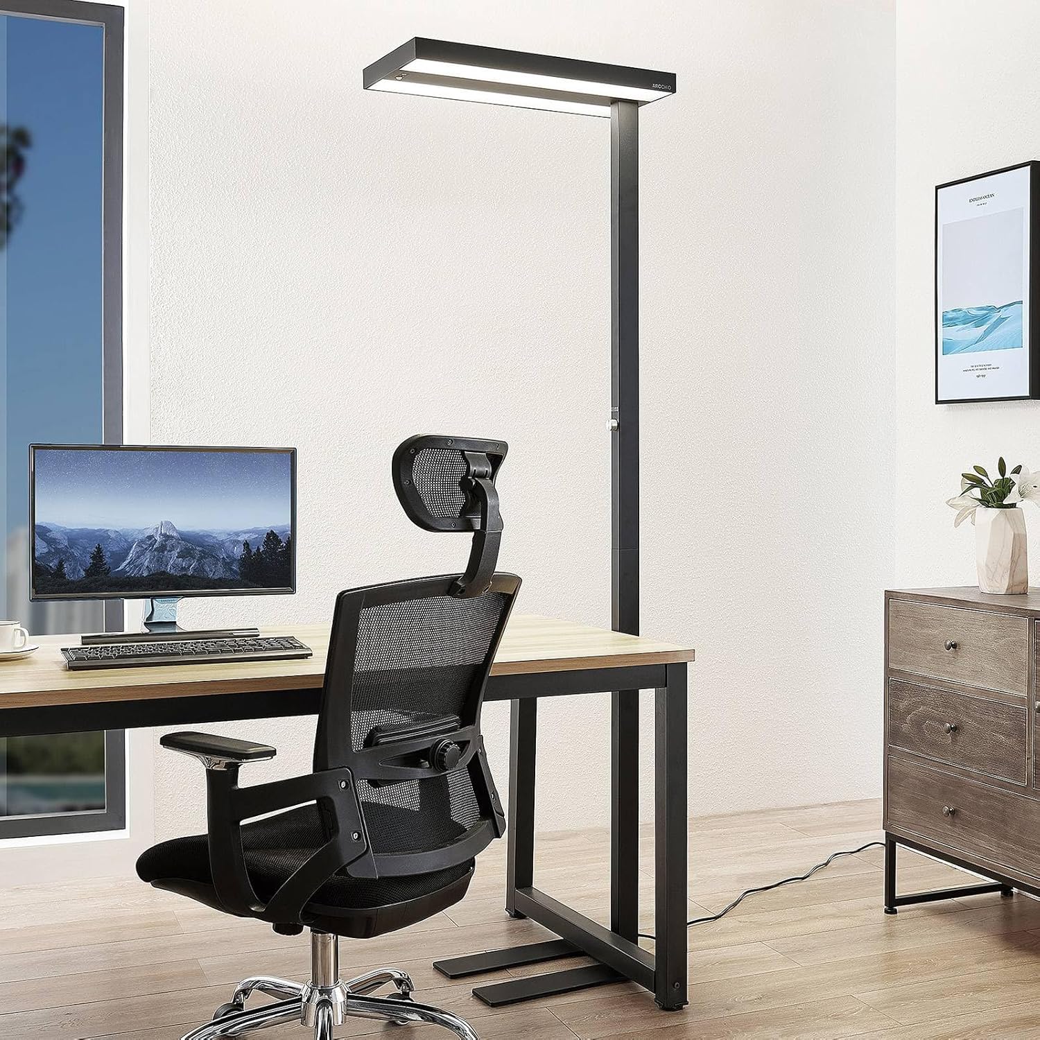 Arcchio LED Büro Stehlampe dimmbar, Bewegungsmelder Tageslichtsensor Bürolampe Up and Down 8000lm 4000K Standleuchte Deckenfluter Home Office